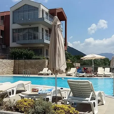 Acacia Hill Olive Tree Apartment Herceg Novi Exterior photo